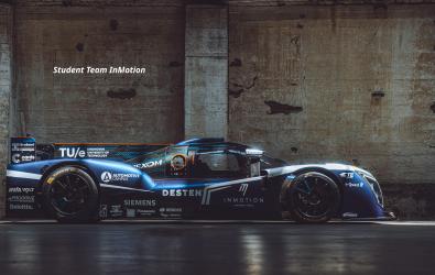 The Revolution, build by InMotion image